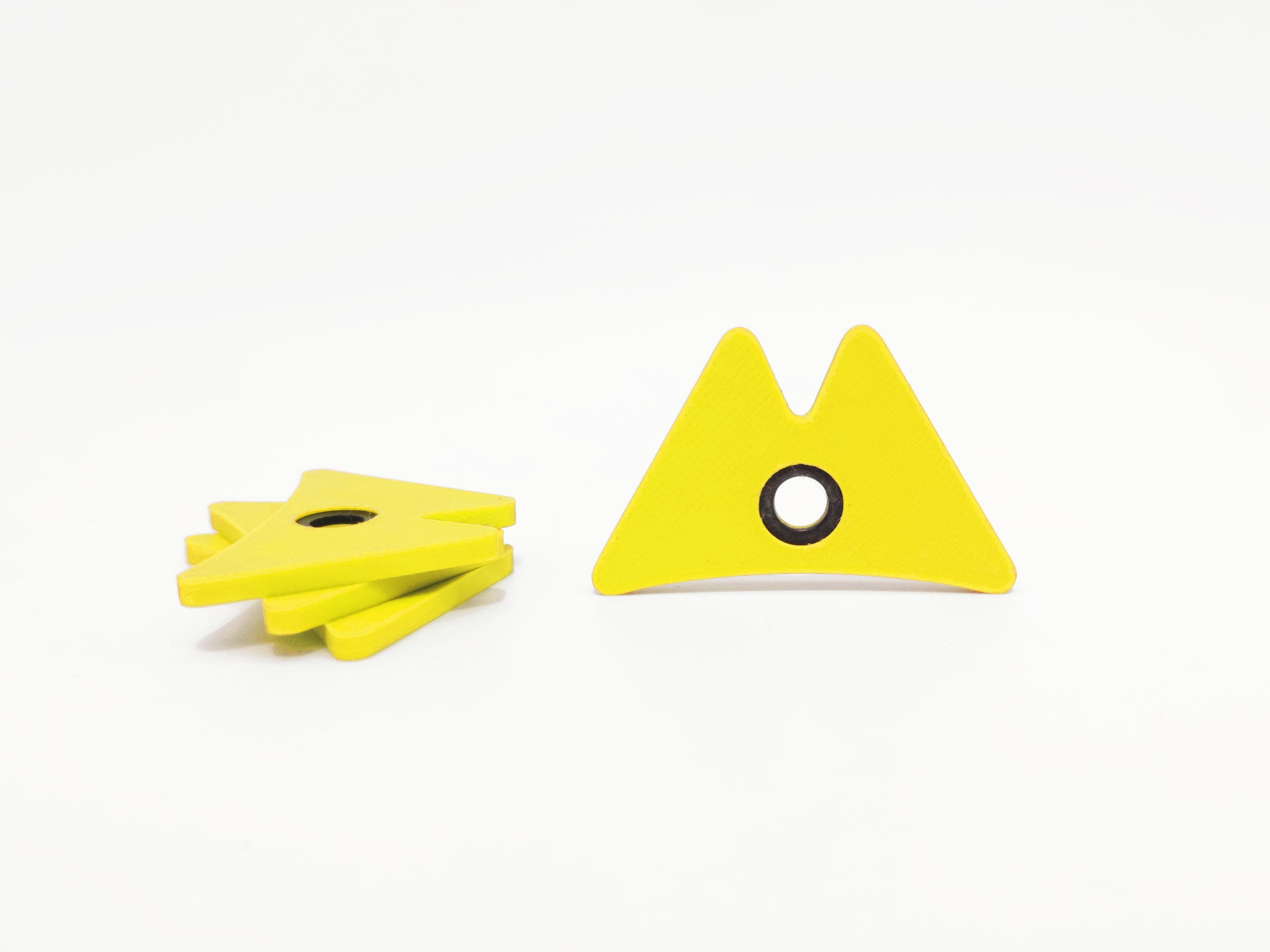 Indicateur Départ Bloc - Pack de 100 pièces Accessoire d'escalade Delta 2x Mains Triangle Jaune - RAL 1018